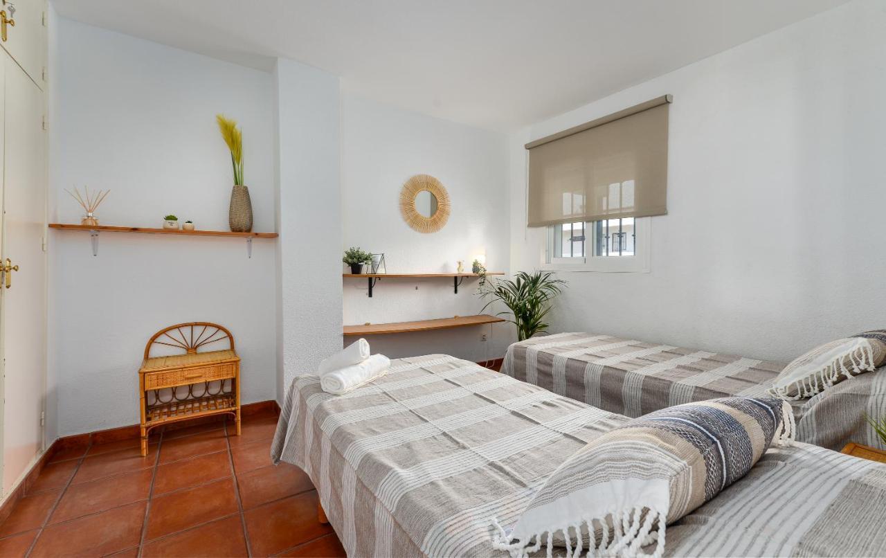 Апартаменты Caroline House Marbella Puerto Banus Экстерьер фото